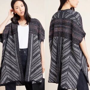 NWT Anthropologie Molly Bracken Sally Geo knitted poncho